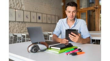 Must-have features for a coaching center mobile app​. All-in-one in TRIARE’s Stadami case.