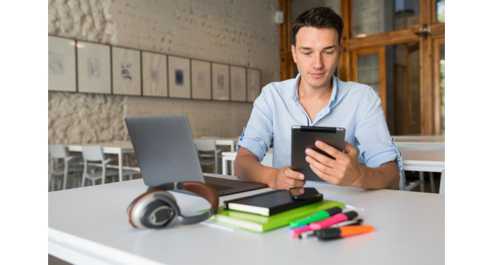 Must-have features for a coaching center mobile app​. All-in-one in TRIARE’s Stadami case.
