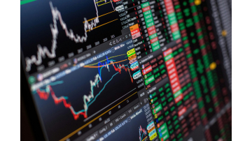 How Augur, Polymarket, and Manifold Approach Smart Contract Resolution Differently