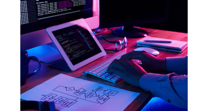 Which website to choose: with a unique design or a template?