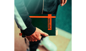 DESK BOOK BRO