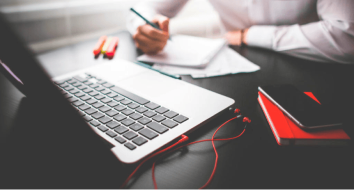 How to attract customers by creating a convenient website