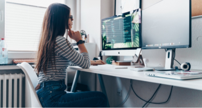 Who is a C# developer?